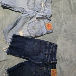 Levi's Shorts 
