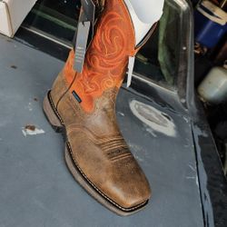 New Condition Work Boots Size 13