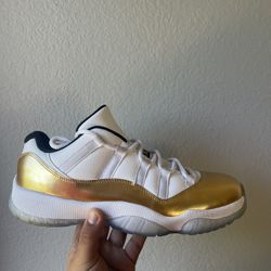 Jordan 11 low ceremony  Size 10 