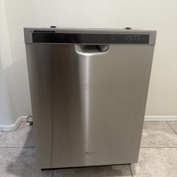 Whirlpool Dishwasher 