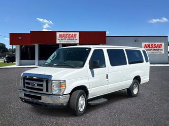 2014 Ford E350 Super Duty Passenger