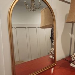Mirror & Bench