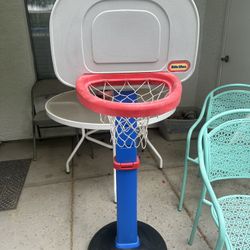 Little Tikes Adjustable Basketball Hoop