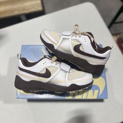 Travis Scott Zoom Field - 10M
