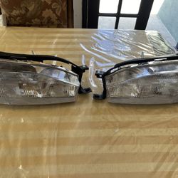 Toyota Camry Head Lights Year 92 -94