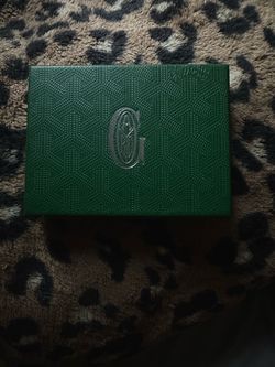 Green Embossed Leather Clutch Wallet