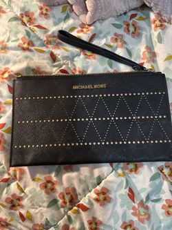 Michael Kors WRISTLET  * Never Used*
