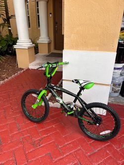 Surge Kids Bike