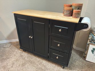 Kitchen Island / Standing Workspace