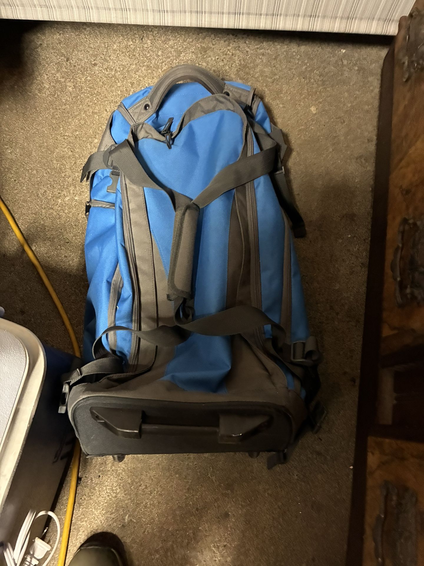 Eddie Bauer luggage bag