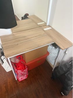 Computer desk