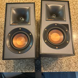Klipsch R-41PM Reference Speakers