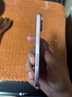 iphone 15 pink rose