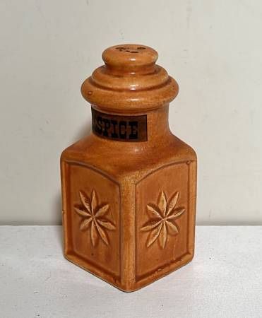 Vintage Collectible Single Allspice Ceramic Salt Or Pepper Shaker Home Decoration Accent Made In Japan