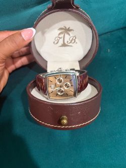 C Tommy Bahama hronograph Watch with Leather Strap and Box