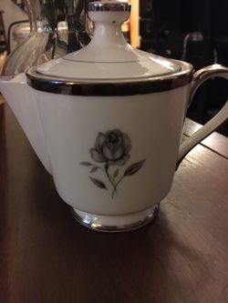 Empress China covered creamer