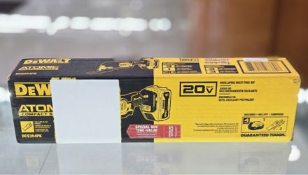 DeWalt DCS354PK 20V ATOMIC Oscillating MultiTool with 4.0 Ah Battery