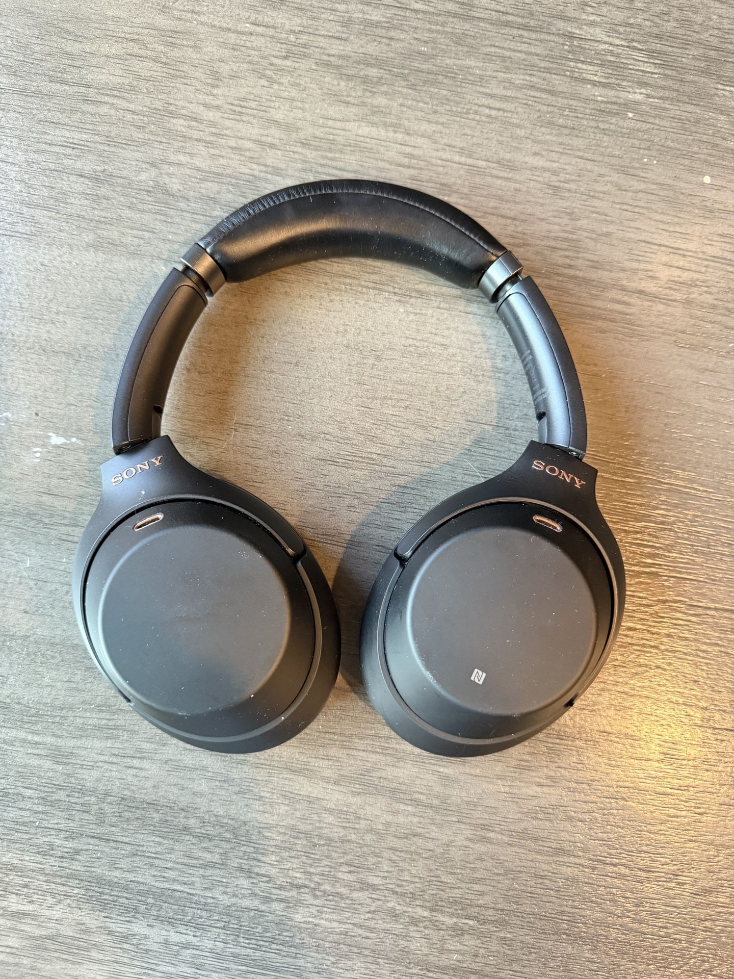 Sony WH-1000XM3 Noise Cancelling Headphones