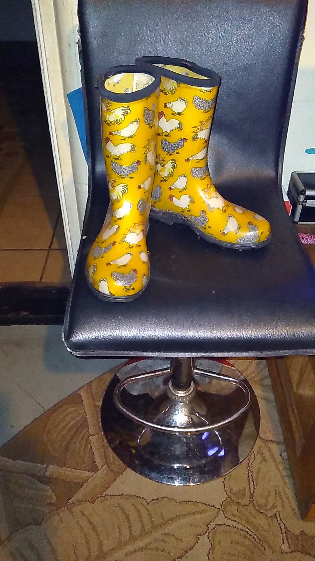 Rain boots...size 8