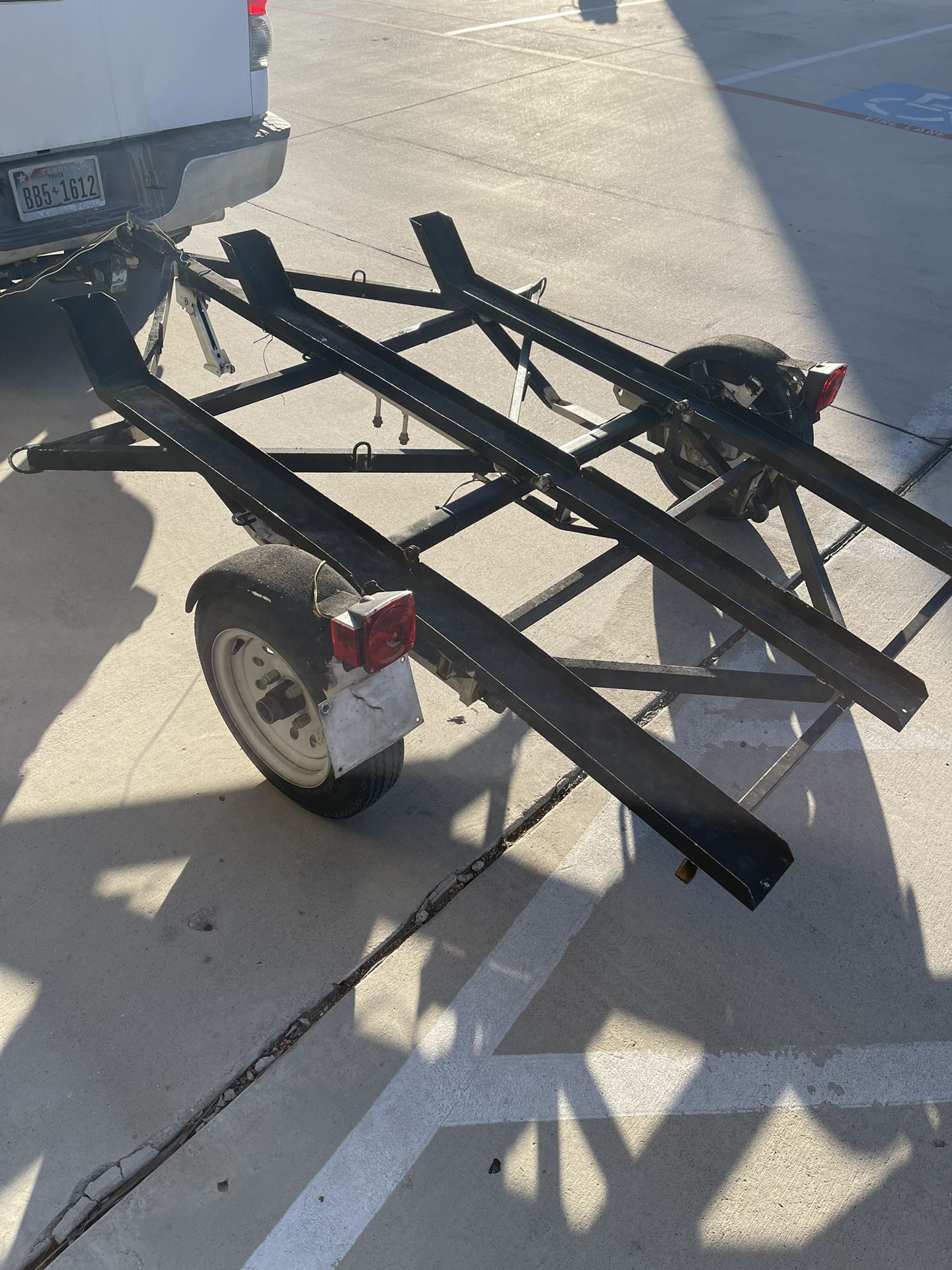 Car Tow Dolly ( Willing To Deliver )