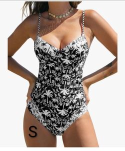 One piece swim suit