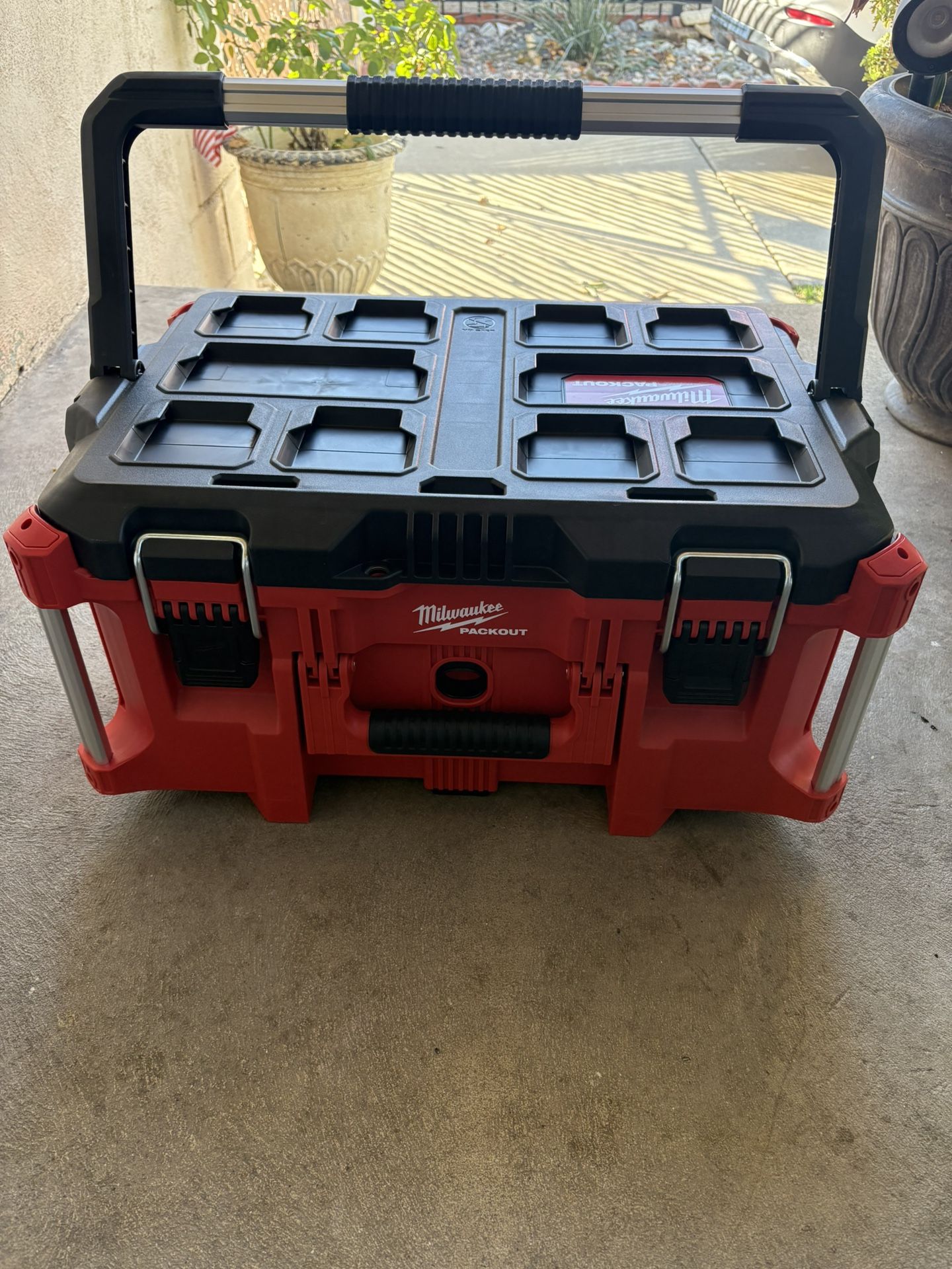Milwaukee  Packout  Large Tool  Box. 