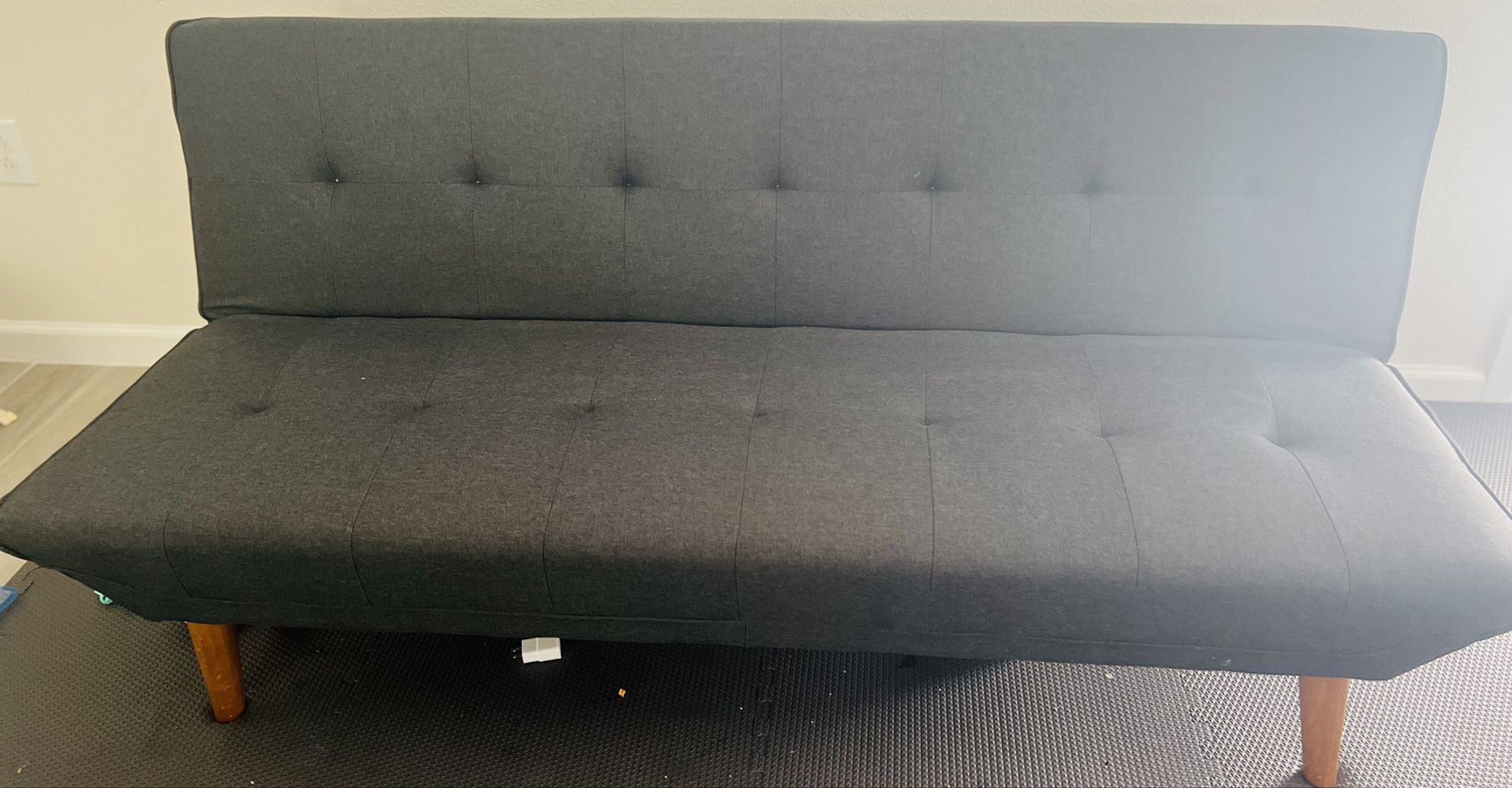 Futon bed / Sofa - Convertable