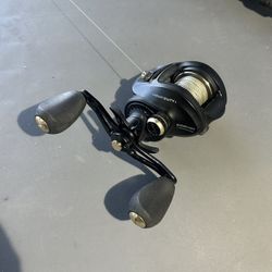 Quantum Smoke HD Left Hand Baitcaster Reel
