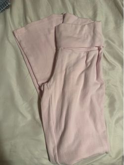 Pink flarred leggings