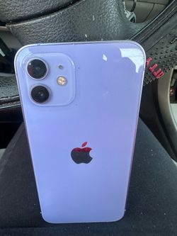 iPhone 12. 256 GB battery 70% health