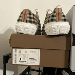 Burberry Shoes