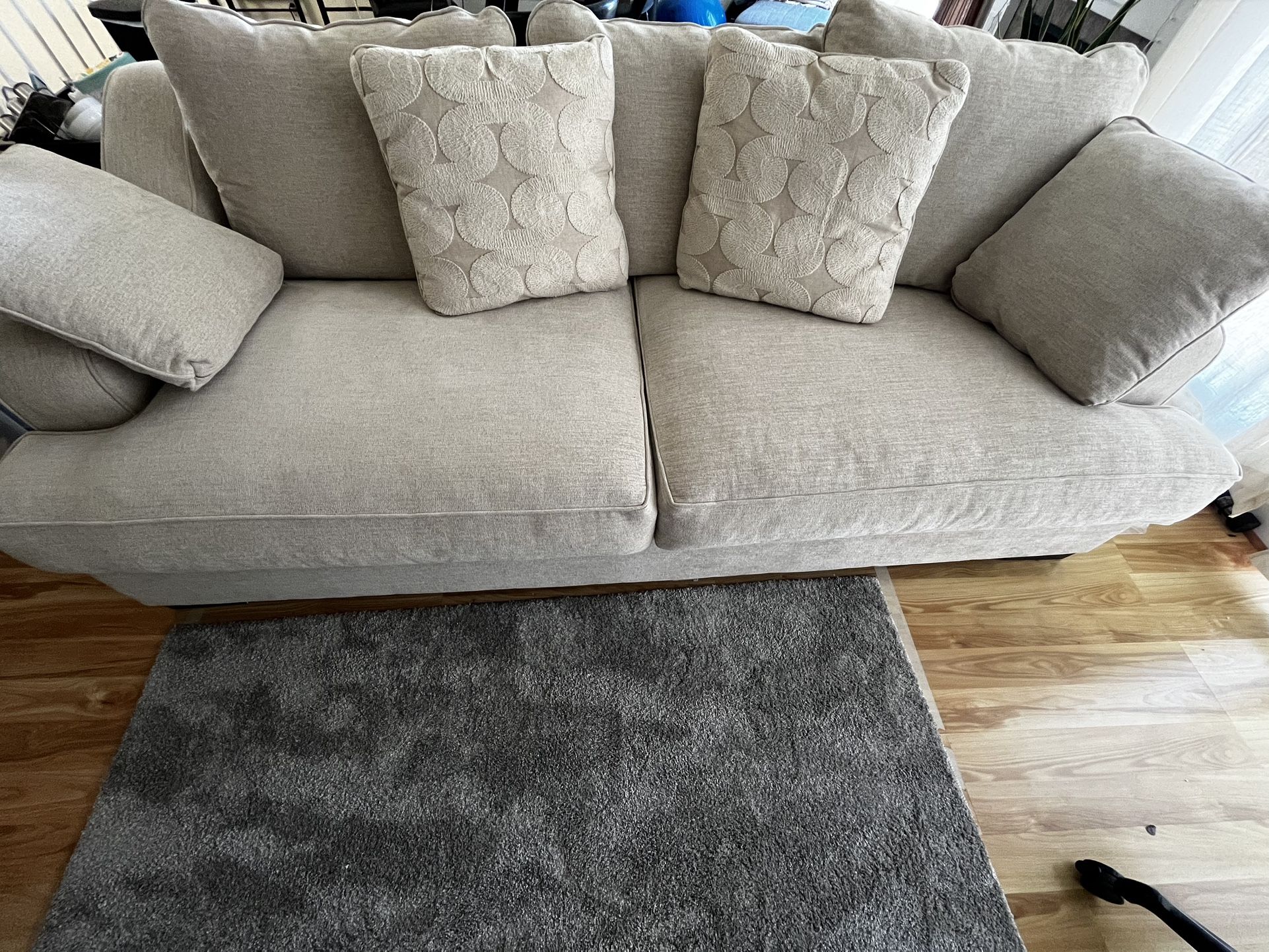sofa Michael Nichols ( Mathis Furniture)