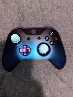 Custom Xbox One Controller Purple Blue