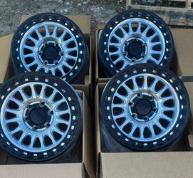 Brand new 17 inch Kmc 552 rims 6x139.7