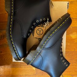 BRAND NEW MENS DR.MARTENS VEGAN 1460 BOOTS SZ 11
