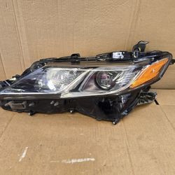 Toyota Camry 2018 2019 2020 Headlight 