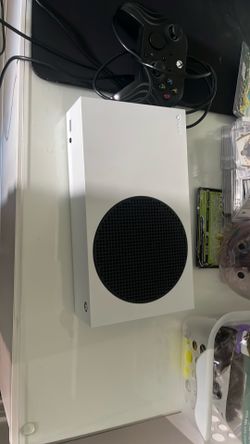 Xbox series S with cables and controller