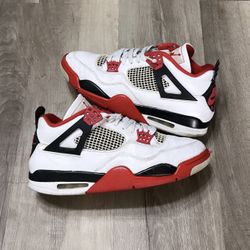 Jordan 4 Fire Red Size 10.5 