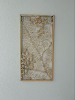 Wall Decor Yellow metal