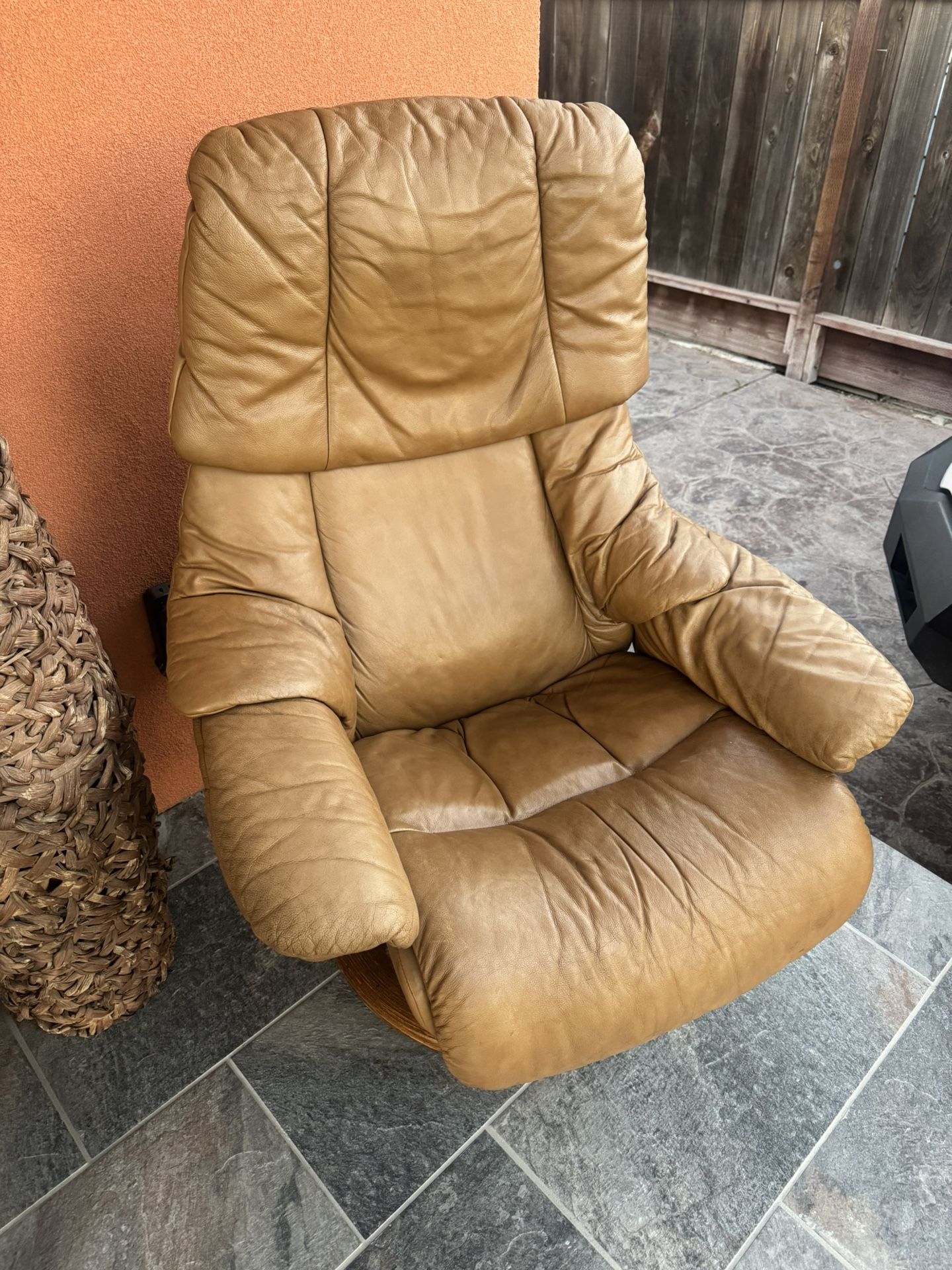 Stress Less Recliner Chair 