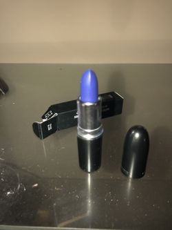 Mac cosmetics matte royal