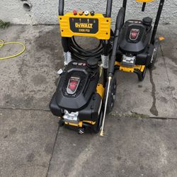Dewalt 3300 Psi Pressure Washer Like New $350 Firm