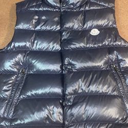 Size 3 Moncler Vest Scans And All Serious Inquires Only 