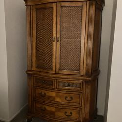 Beautiful & Quality Built Bedroom Armoire/Dresser/Bedside Tables