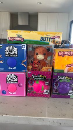 Squishy Toy Bundle – Jumbo, SmushMart, Squeeezy & More