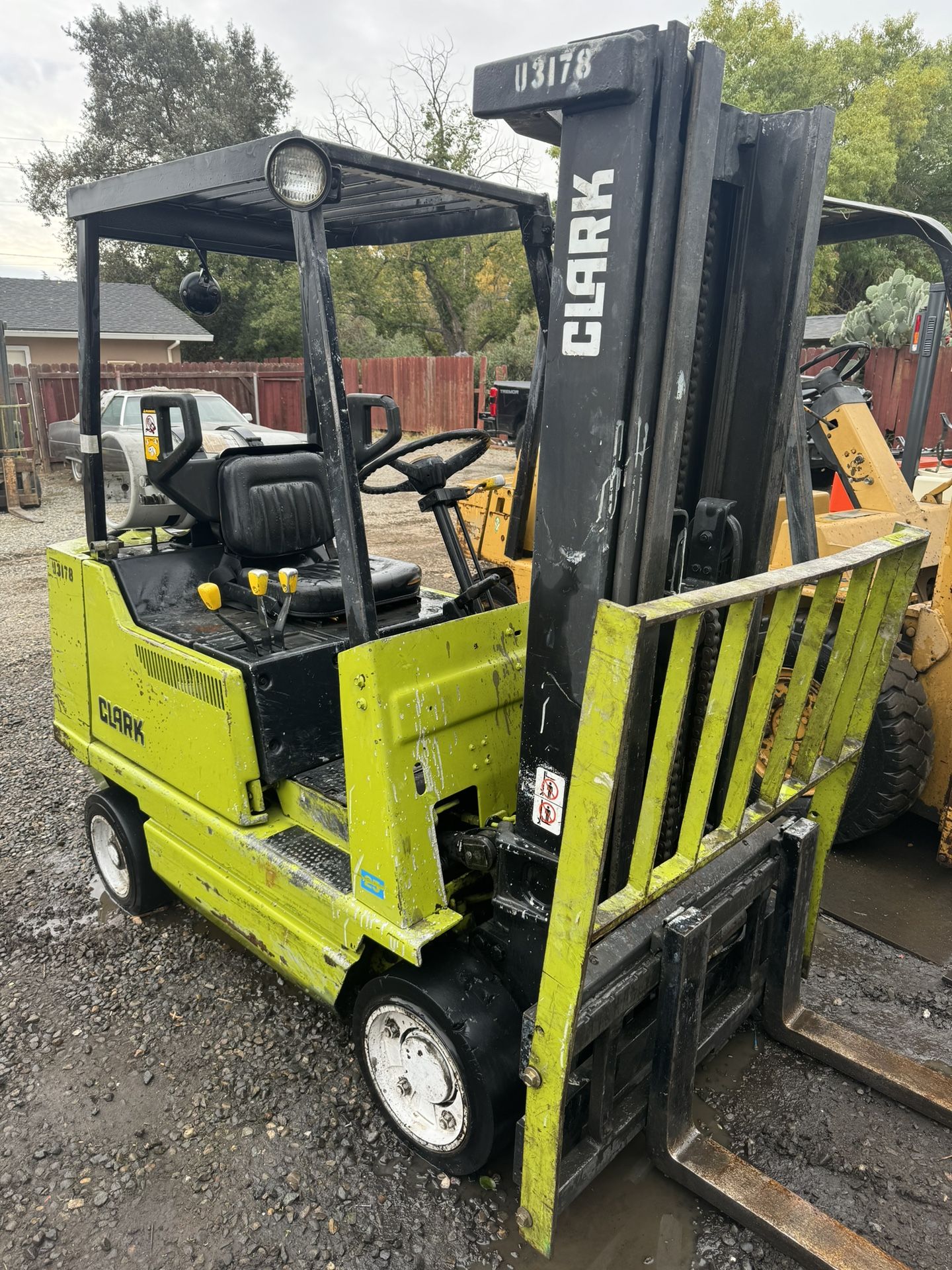 Clark Forklift #5000 Pound Capacity