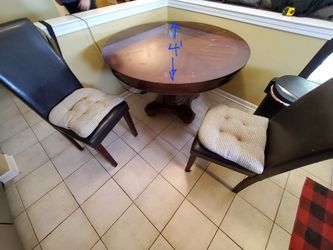 SOLID WOOD KITCHEN TABLE