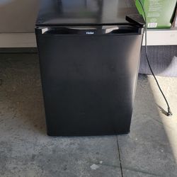 Haier Mini Fridge