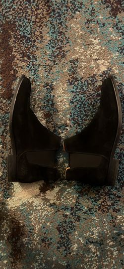 Men Black Suede Chelsea boots