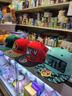 TOP LEVEL SNAPBACK